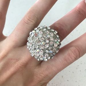 Statement Ring lots of bling!